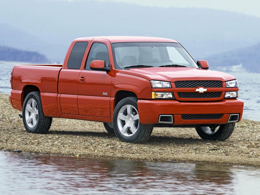  Chevrolet Silverado SS Extended Cab 2002 года  (фото 3 из 12)